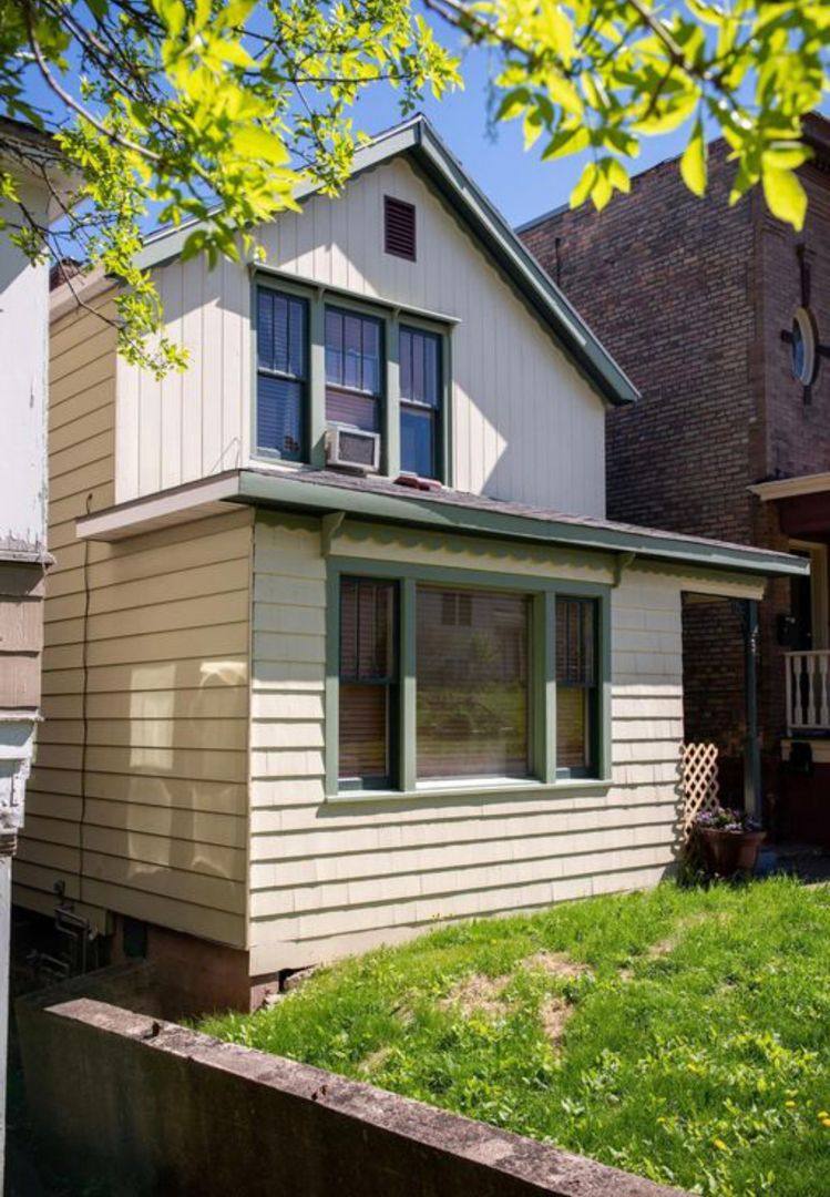 Apartment for rent at 310 E 5th St, Duluth, MN 55805