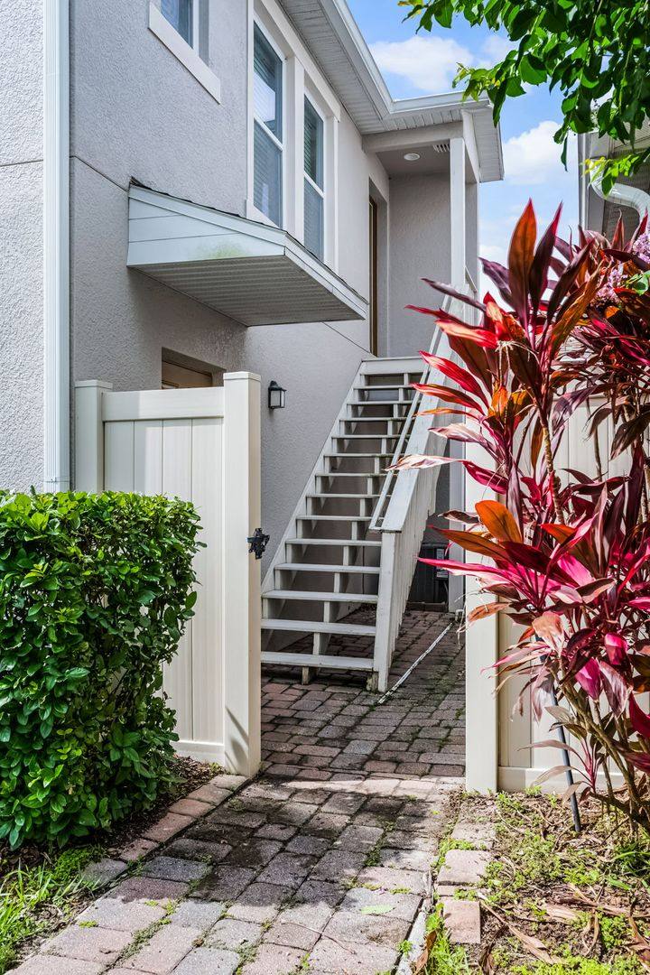 Apartment for rent at 8623 Via Trieste Dr #B, Windermere, FL 34786