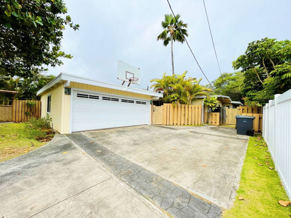 House for rent at 449 Iliwahi Loop, Kailua, HI 96734