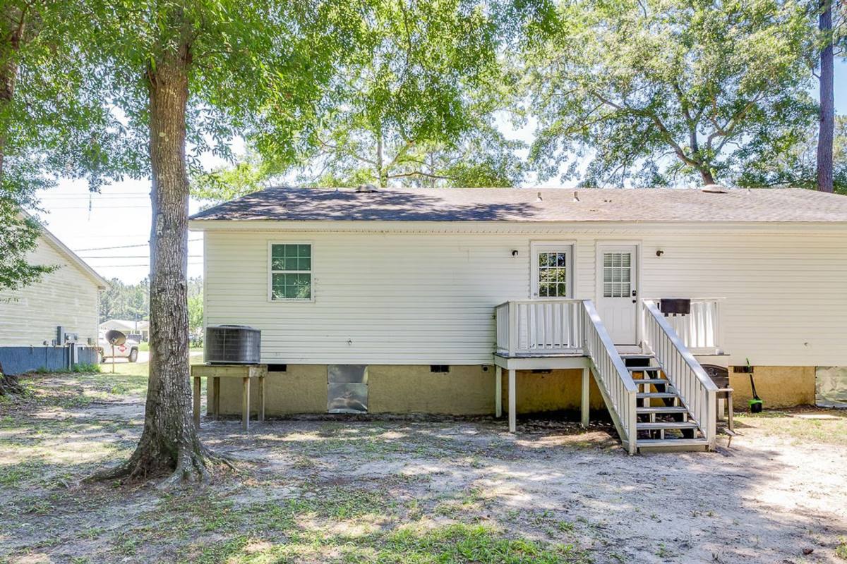 House for rent at 803 Ash St Extension, Springfield, GA 31329