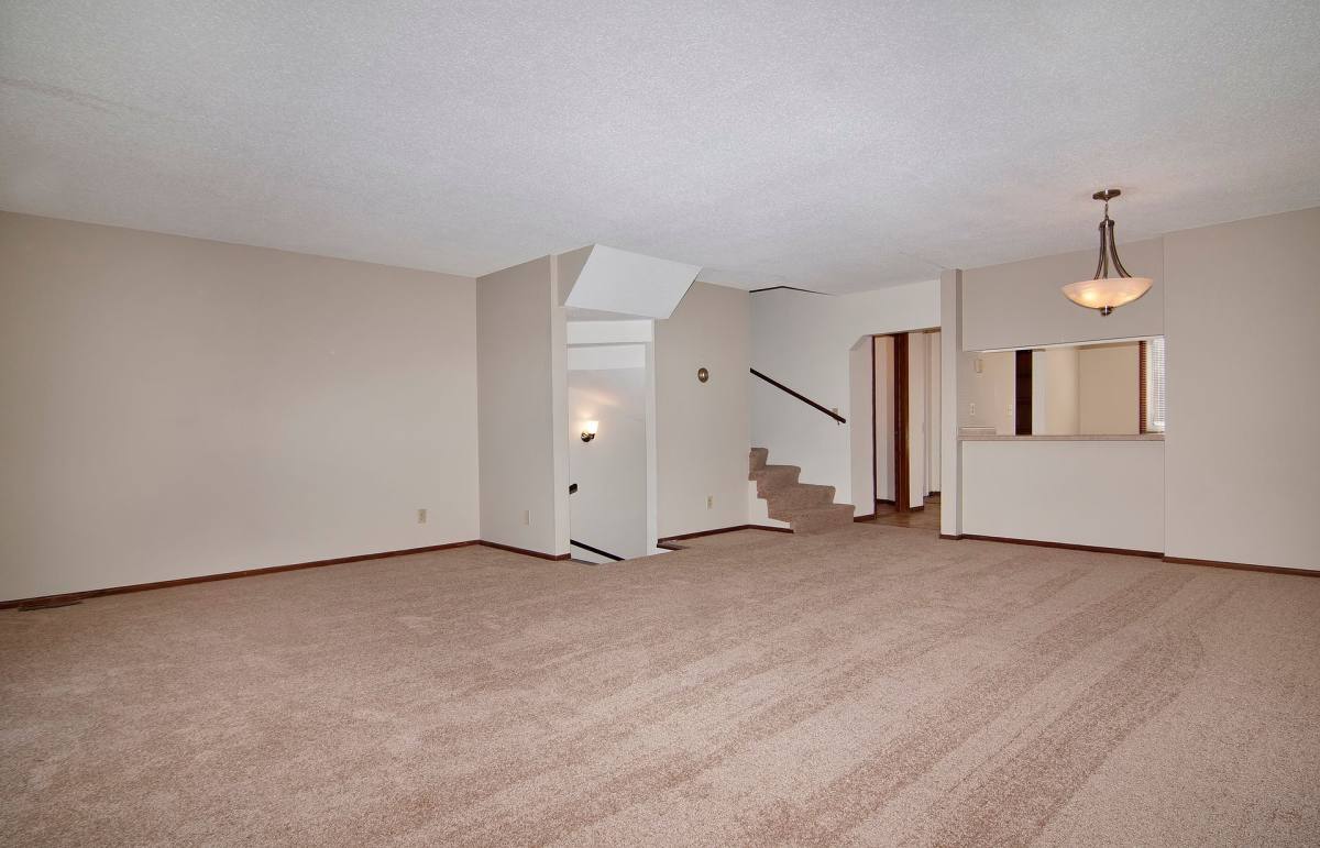 Apartment for rent at 5180 Lincoln Dr, Minneapolis, MN 55436