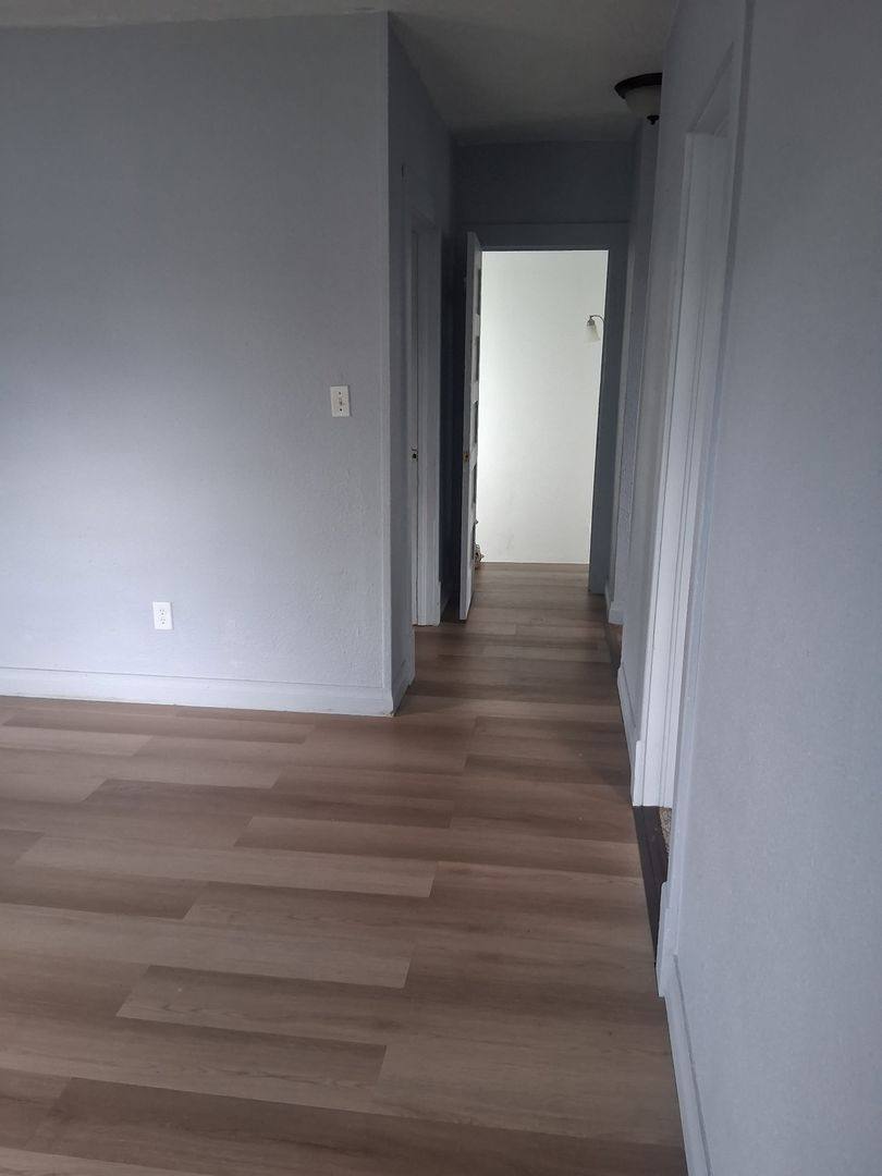 Townhouse for rent at 536 1st St E, Dickinson, ND 58601
