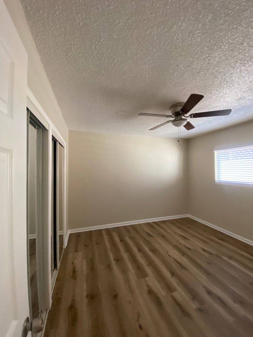 Apartment for rent at 6175 Linden Ave, Long Beach, CA 90805