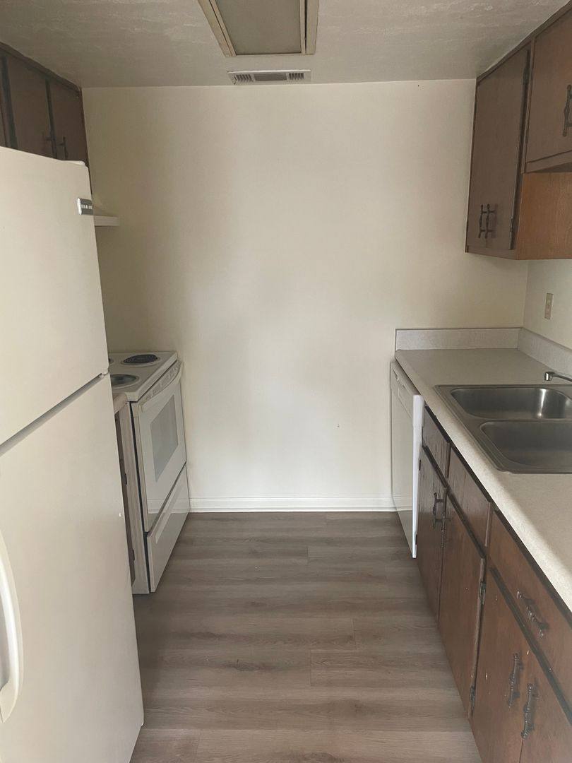 Apartment for rent at 319 Dixie Dr, Tallahassee, FL 32304