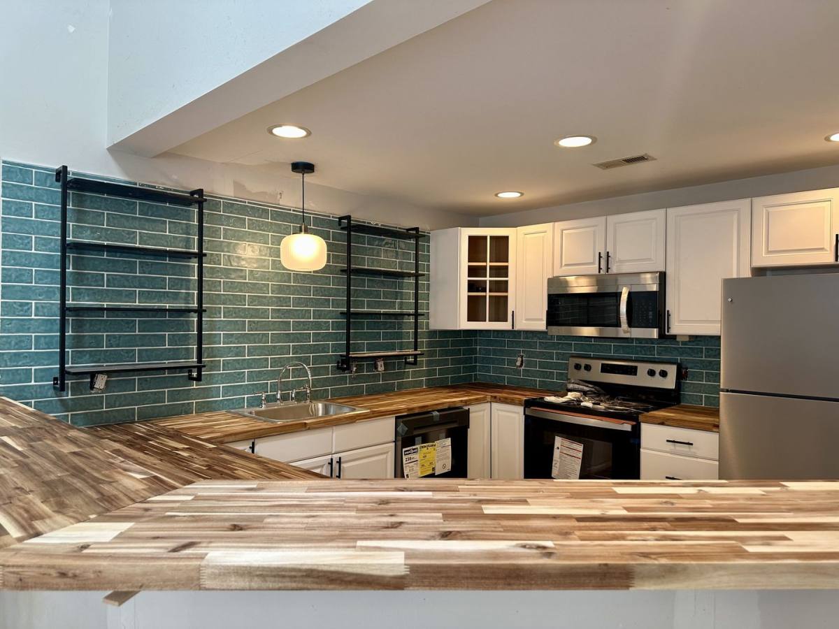 Apartment for rent at 76 N Lexington Ave, Asheville, NC 28801