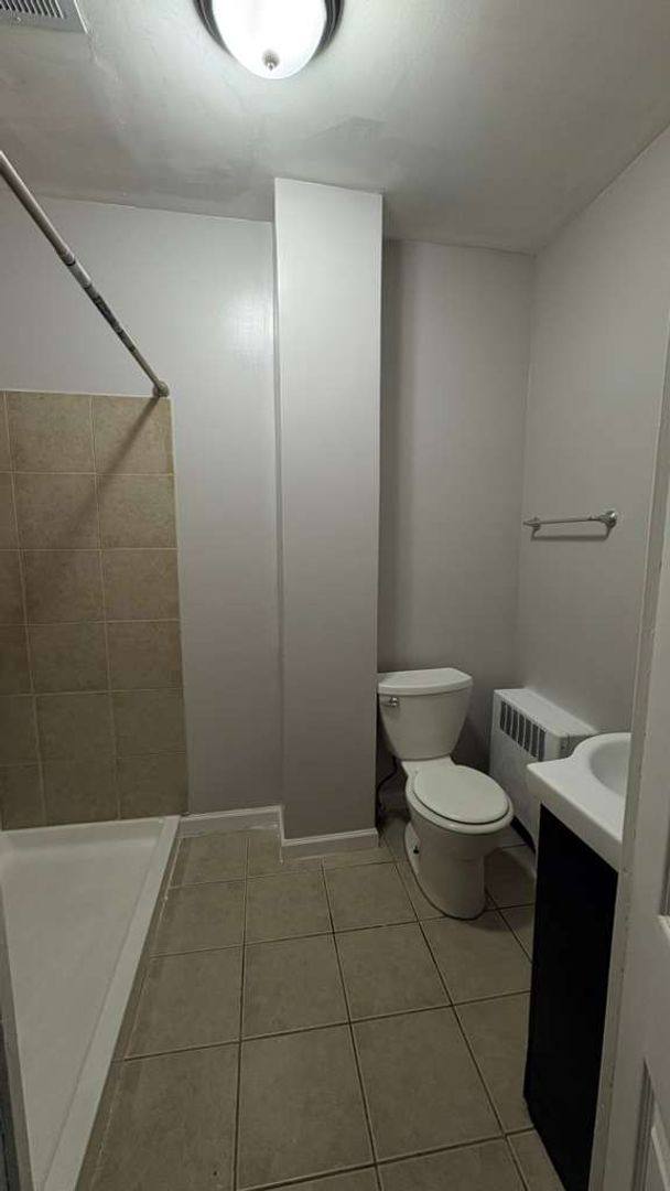 House for rent at 655 Franklin St, Trenton, NJ 08611