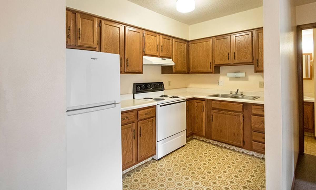 Apartment for rent at 108 110 204 206 Kansas Ave NW, Orange City, IA 51041
