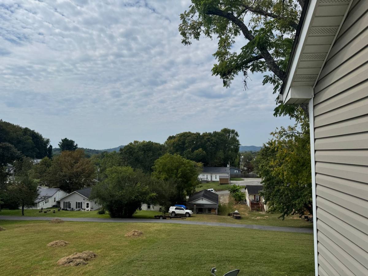 House for rent at 750 Jackson St, Bristol, TN 37620