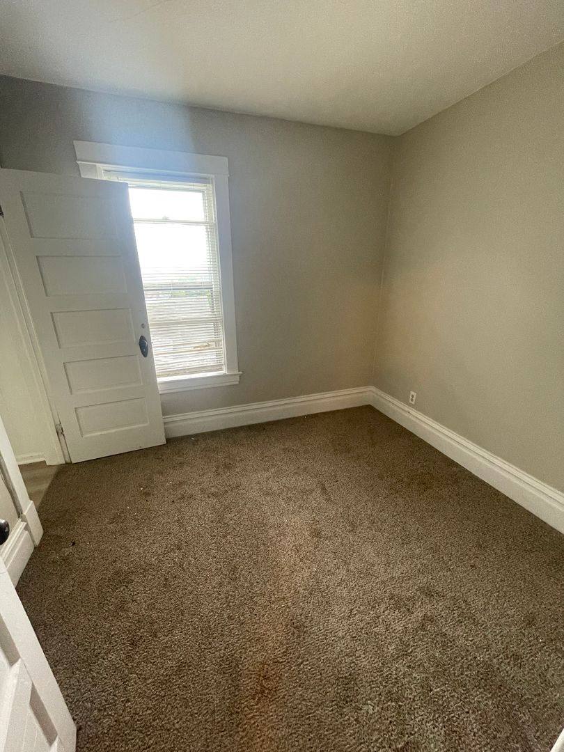 Apartment for rent at 521 N 21st Ave W, Duluth, MN 55806