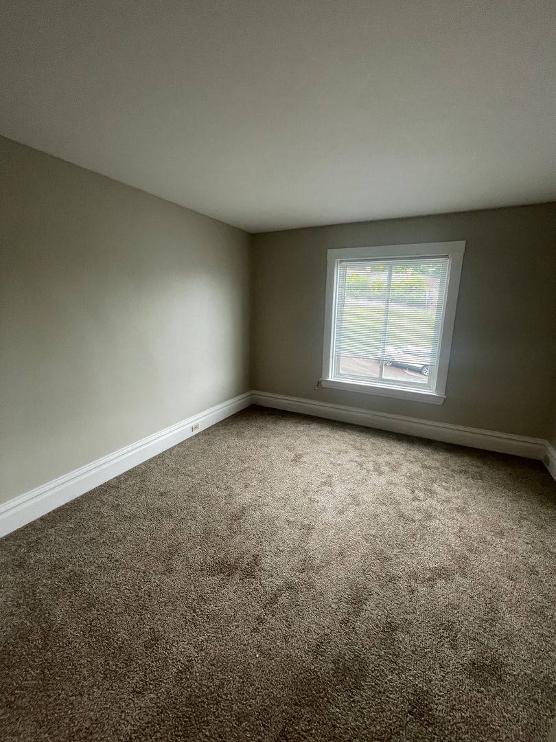 Apartment for rent at 521 N 21st Ave W, Duluth, MN 55806