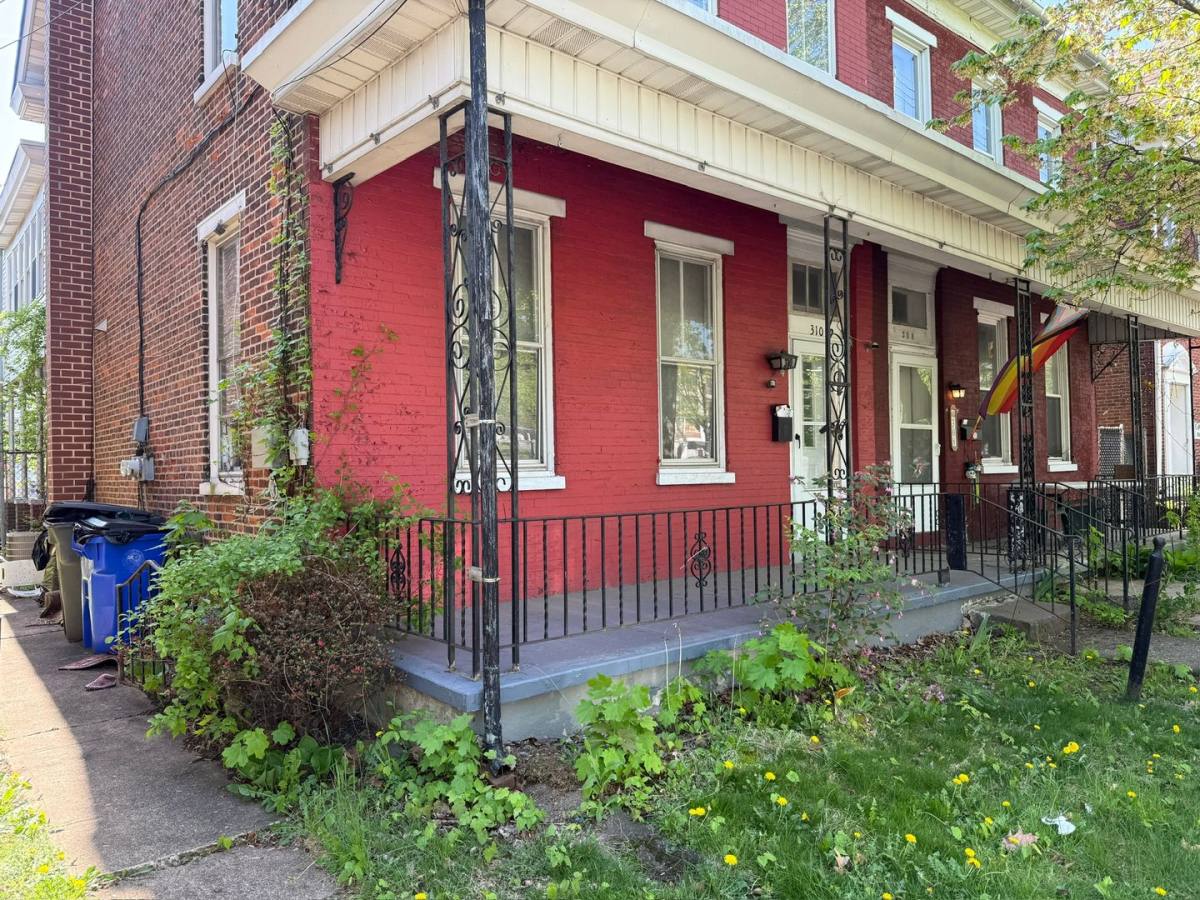 House for rent at 310 N Charlotte St, Pottstown, PA 19464