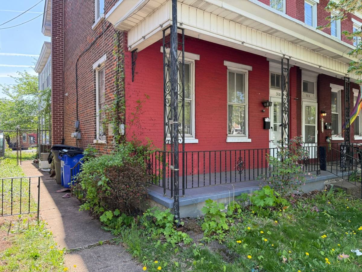 House for rent at 310 N Charlotte St, Pottstown, PA 19464