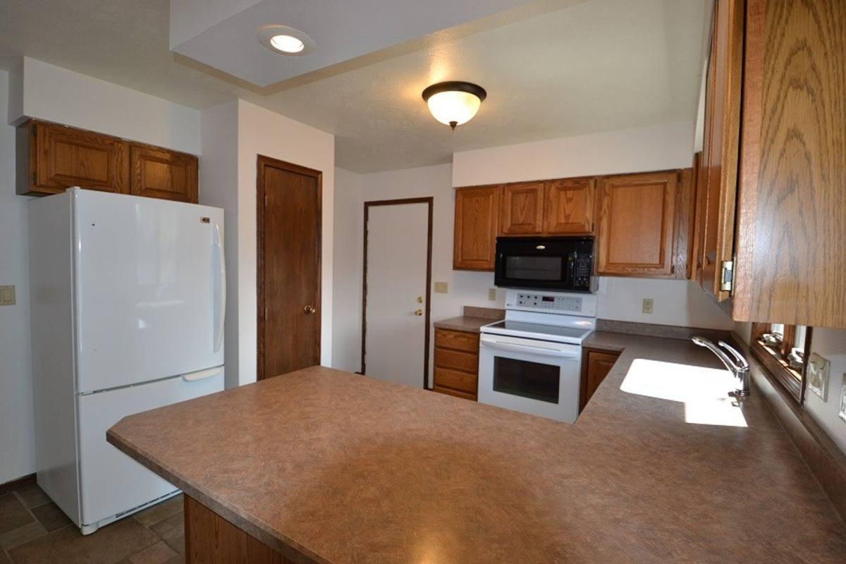 House for rent at 4401 E Oak St, Sioux Falls, SD 57103