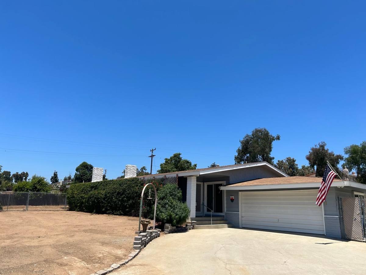 House for rent at 420 Osborne St, Vista, CA 92084