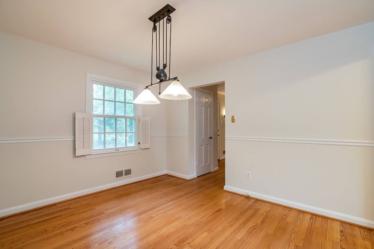 House for rent at 6400 Ruffin Rd, Chevy Chase, MD 20815