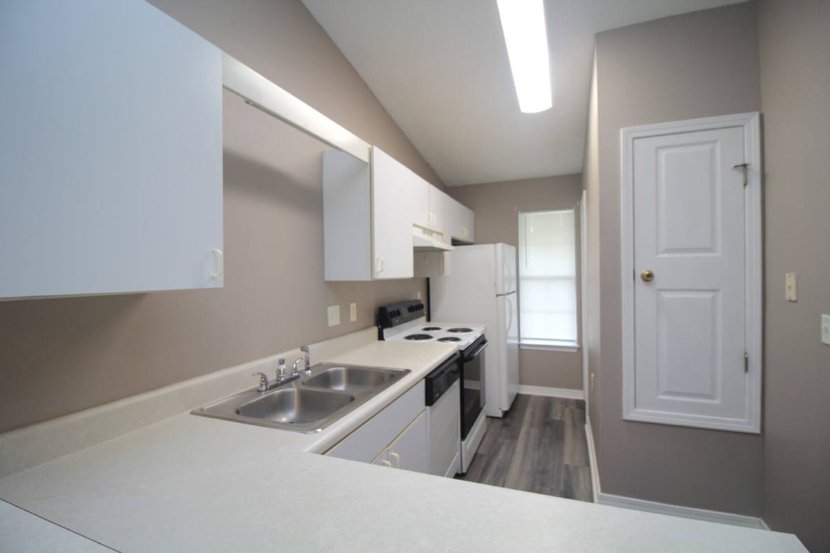 Townhouse for rent at 309 Loveland Circle, Pensacola, FL 32526