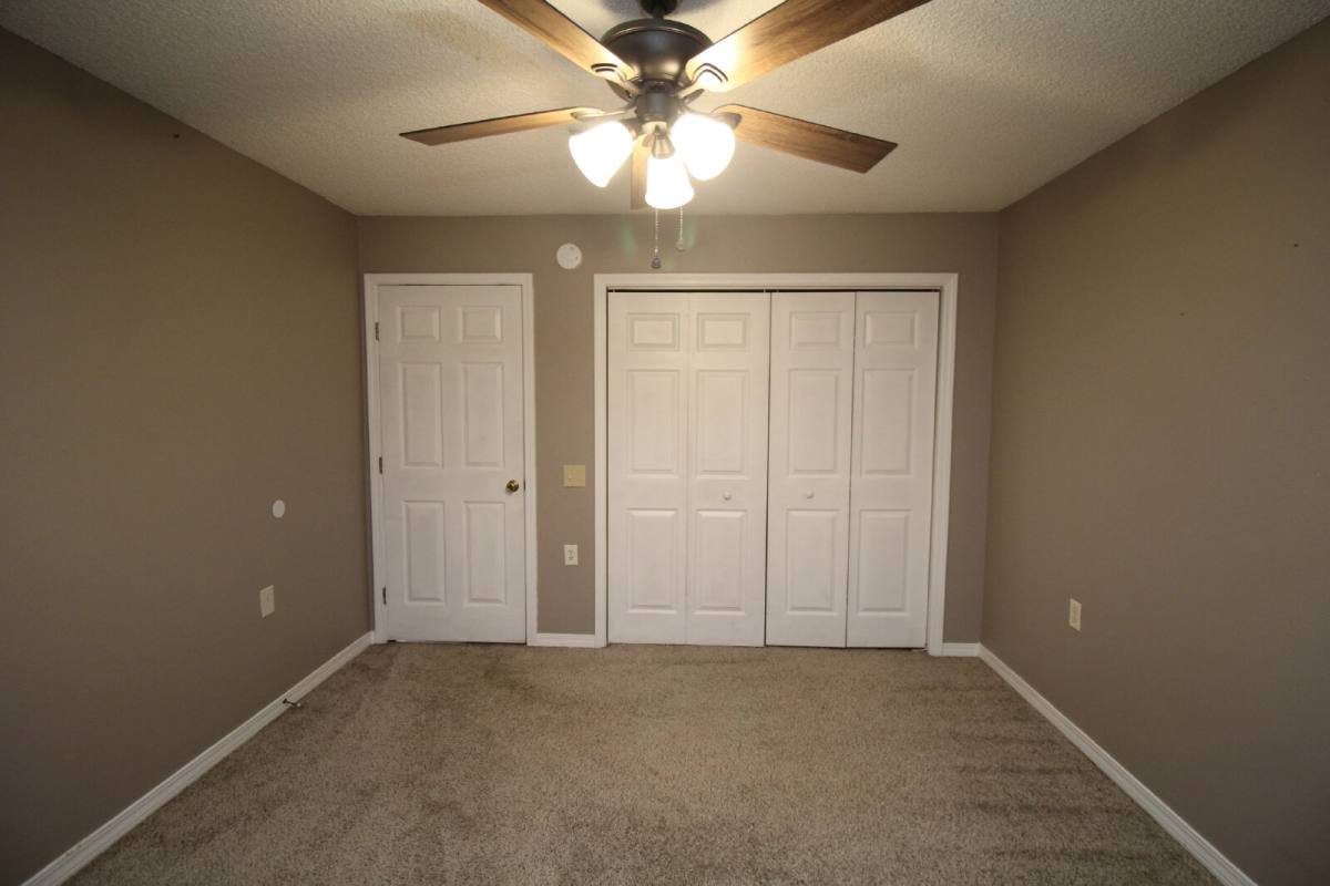 Townhouse for rent at 309 Loveland Circle, Pensacola, FL 32526