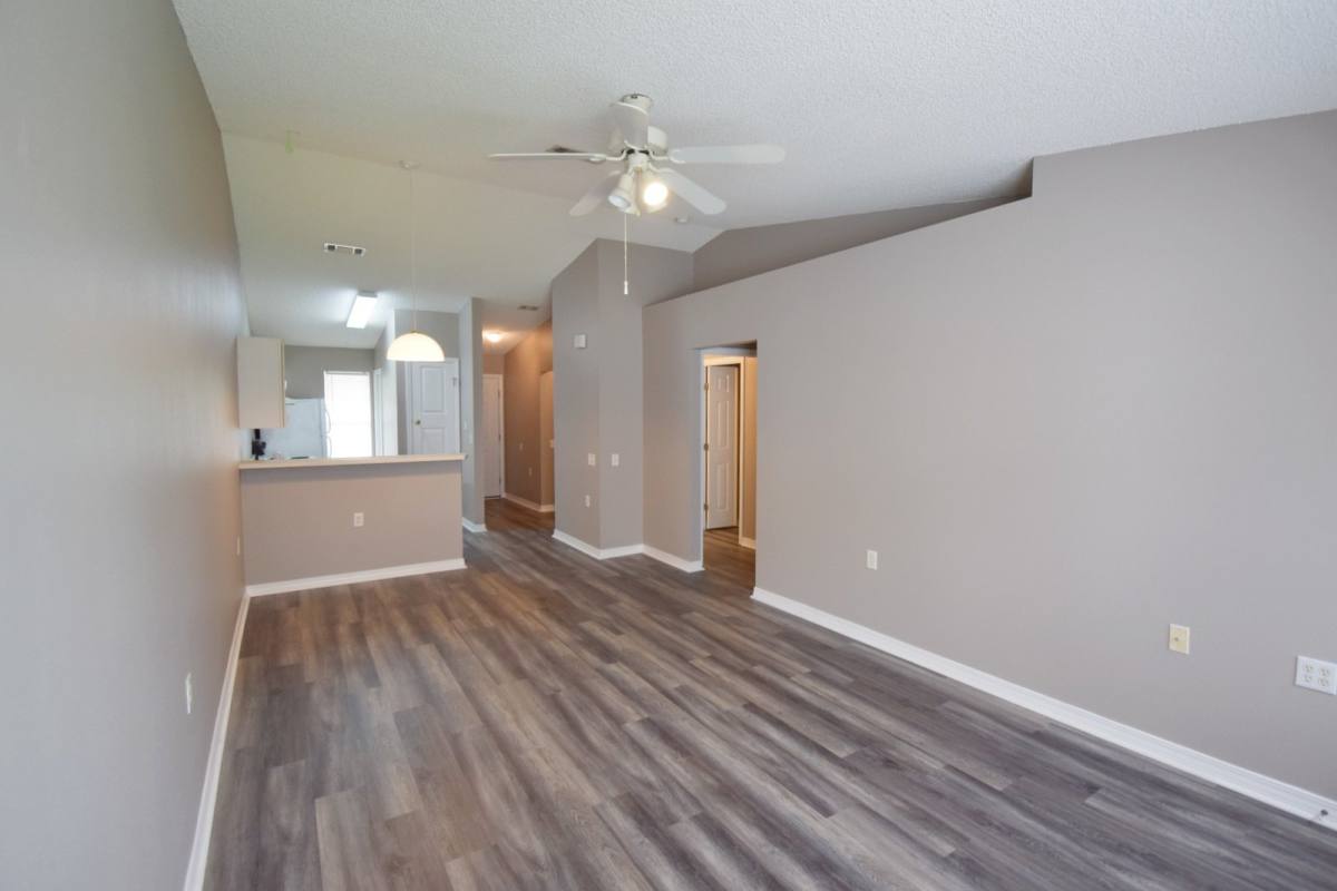 Townhouse for rent at 309 Loveland Circle, Pensacola, FL 32526