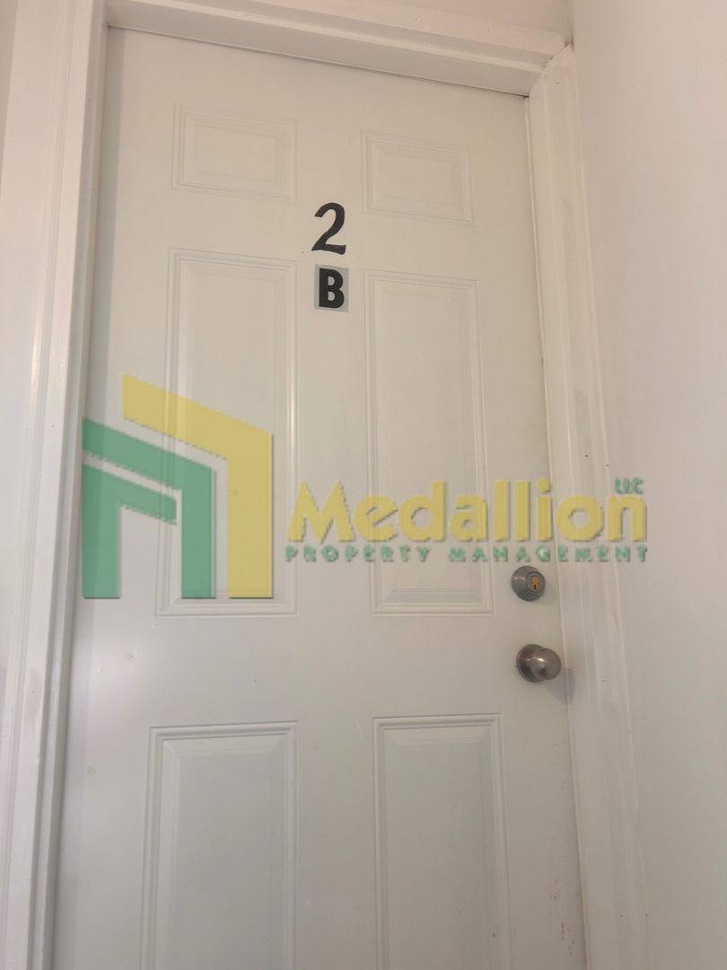 Apartment for rent at 4700 W Monroe St, Chicago, IL 60644