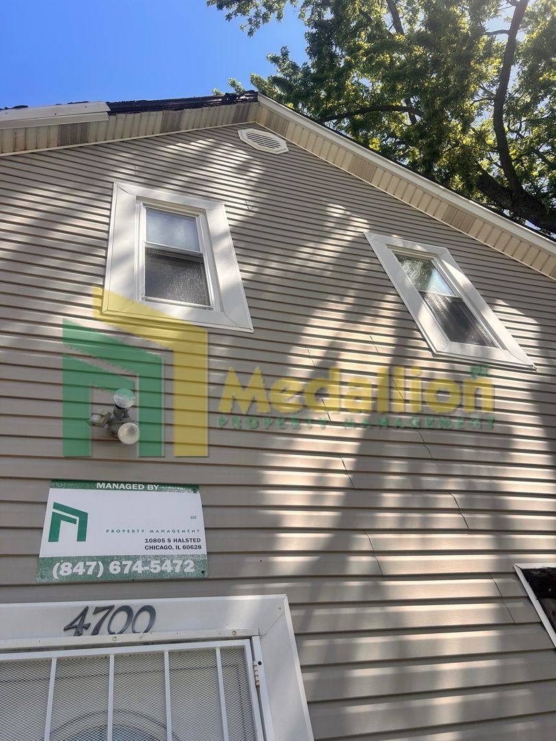 Apartment for rent at 4700 W Monroe St, Chicago, IL 60644