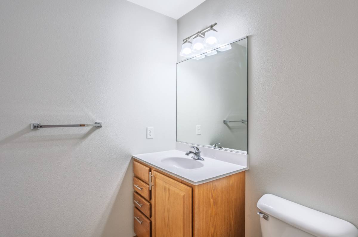 Townhouse for rent at 815-829 Hawkeye Dr, Dubuque, IA 52001