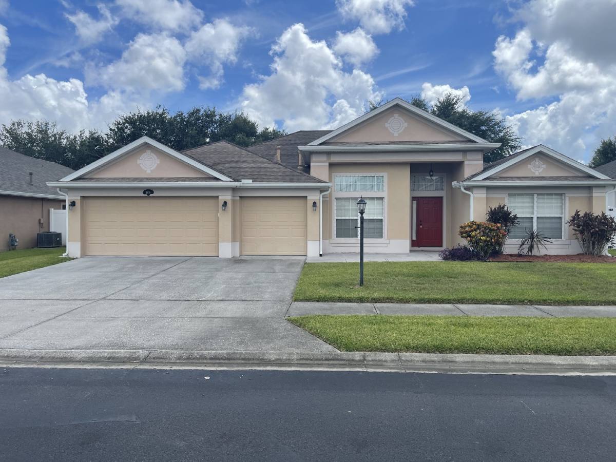 House for rent at 4858 Chastain Dr, Melbourne, FL 32940