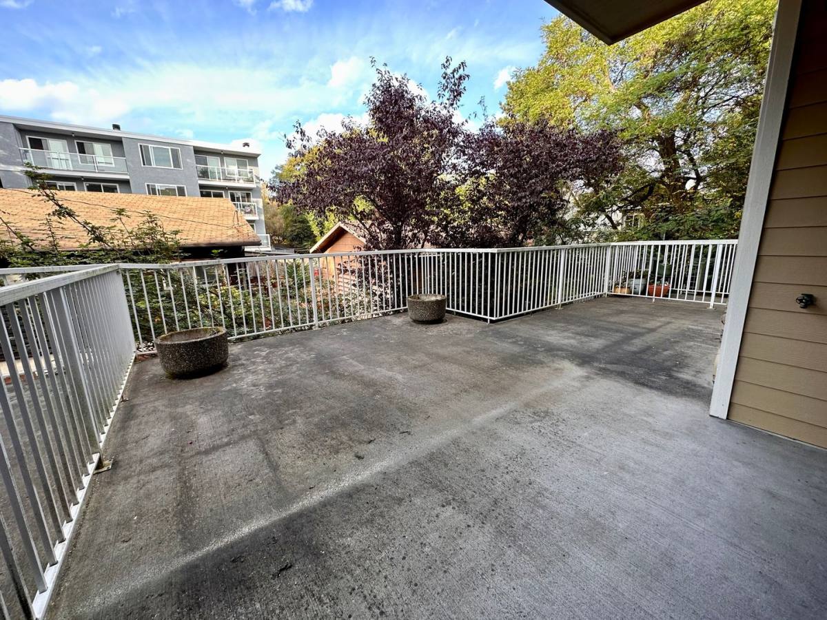 Apartment for rent at 2300 NE 65th St, Seattle, WA 98115