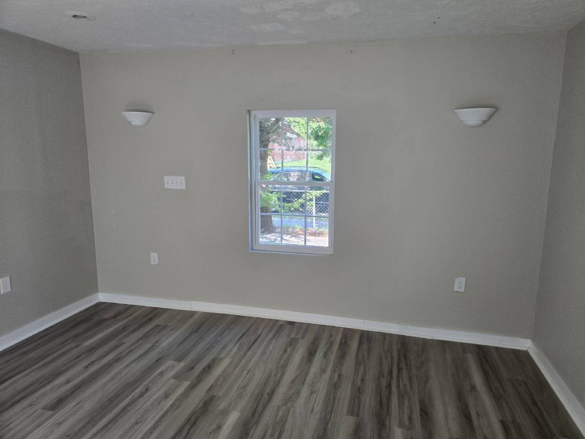 House for rent at 451 N 25th St Mk, Louisville, KY 40212