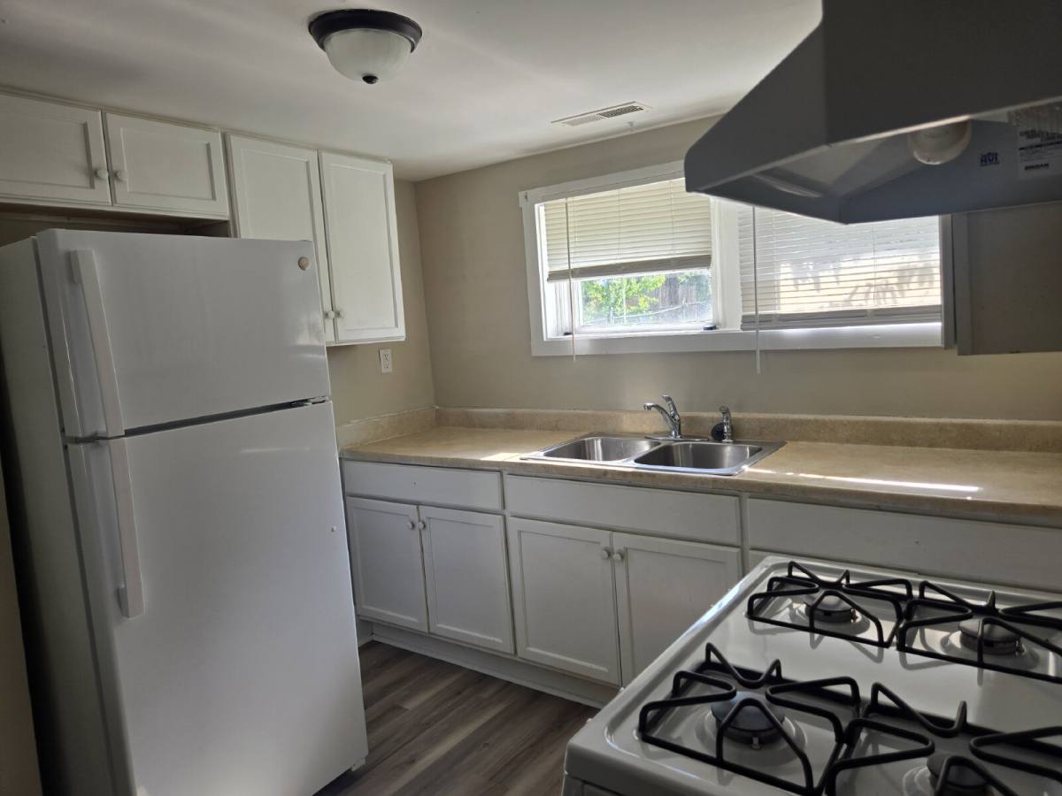 House for rent at 451 N 25th St Mk, Louisville, KY 40212