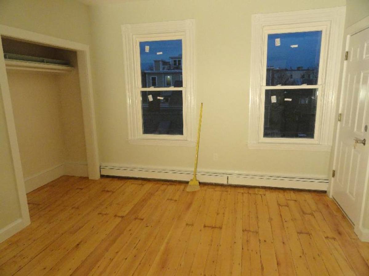 Apartment for rent at 231 Norfolk St, Cambridge, MA 02139