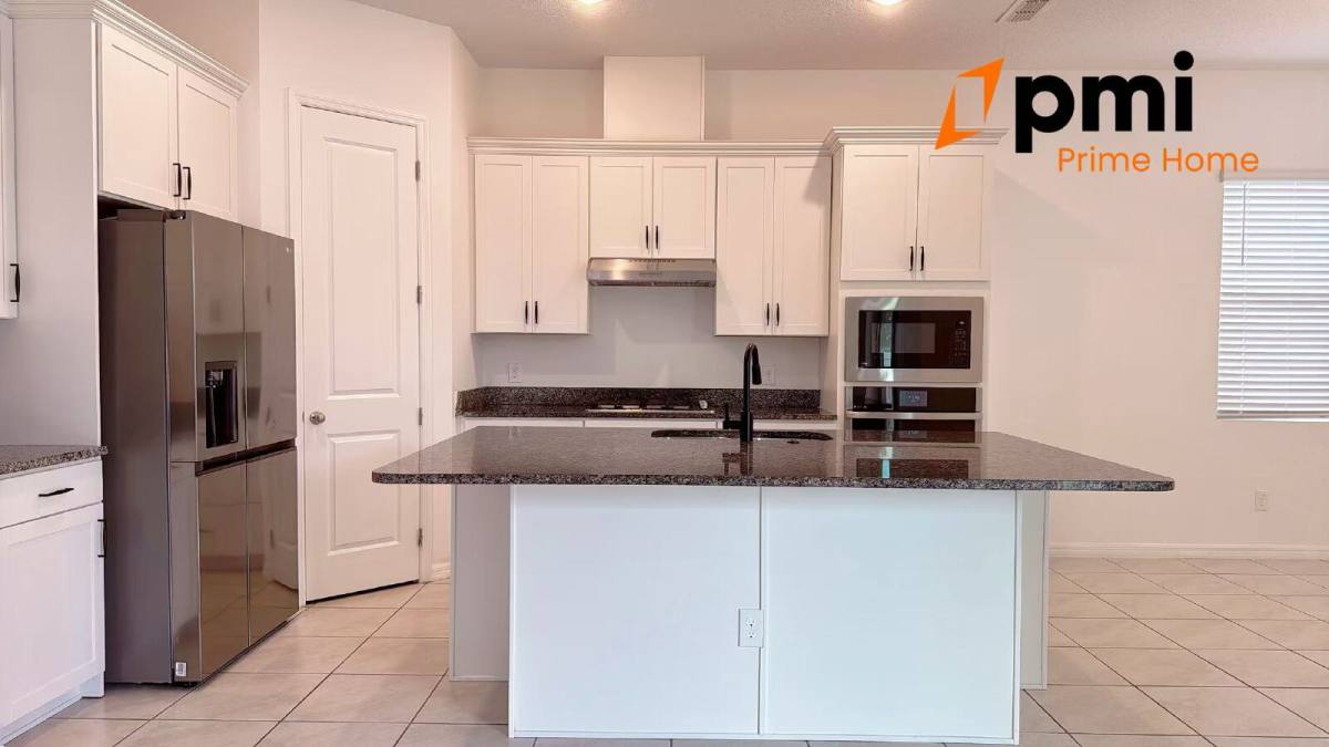 House for rent at 2252 Emerald Springs Dr, Apopka, FL 32712