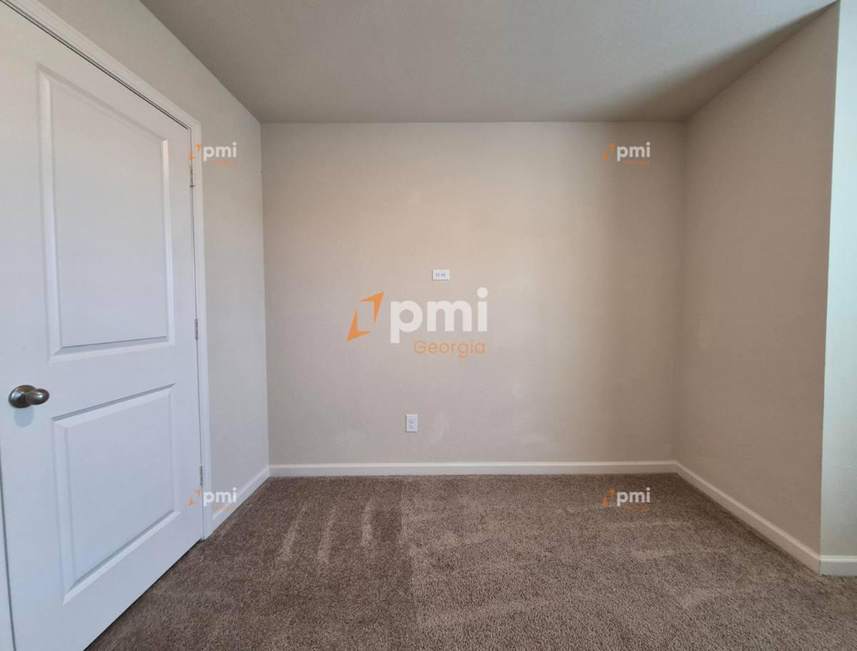 Townhouse for rent at 511 Highwood Lane, Atlanta, GA 30344