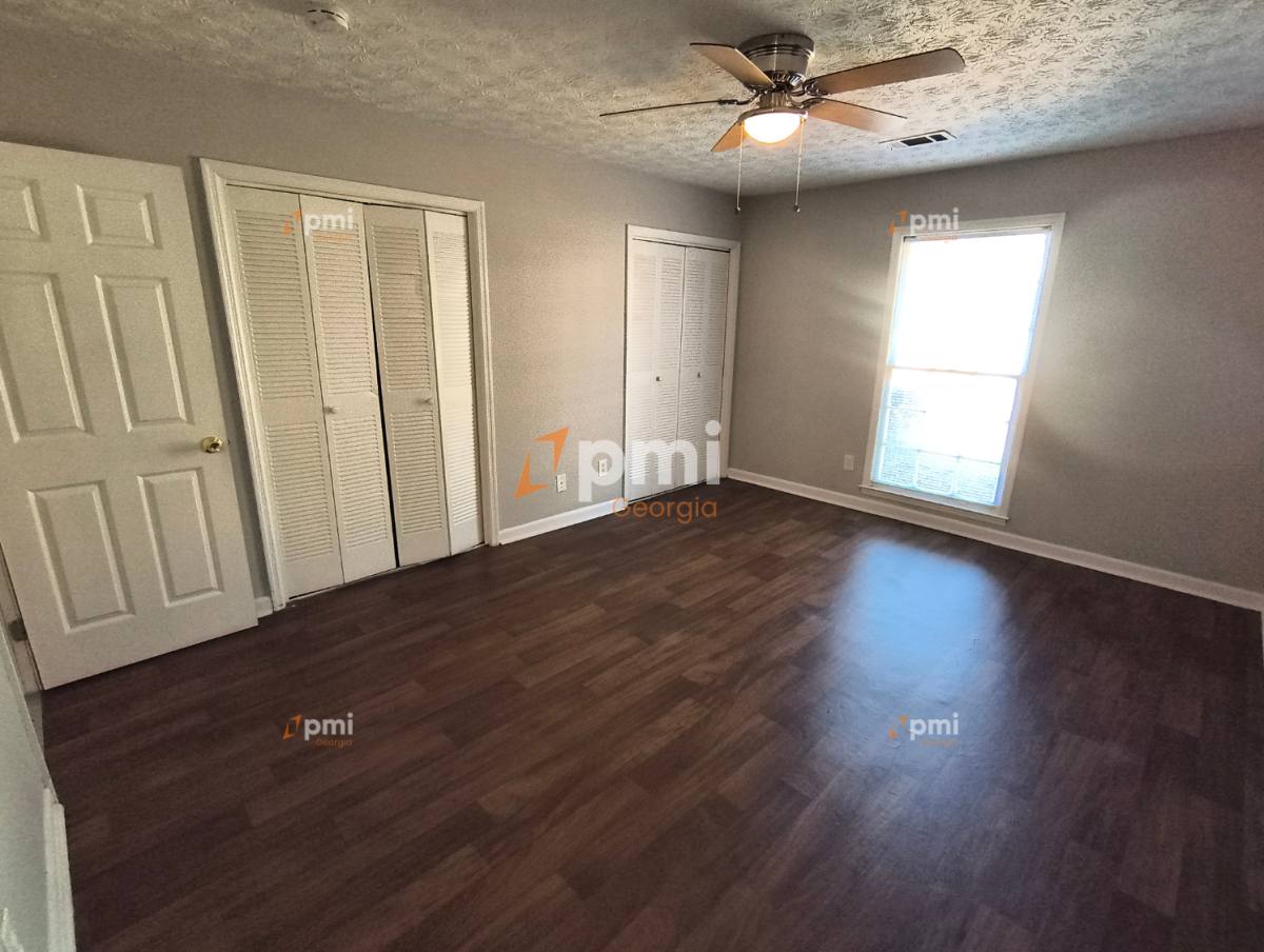 Apartment for rent at 102 Peachtree Court #A, Lagrange, GA 30241