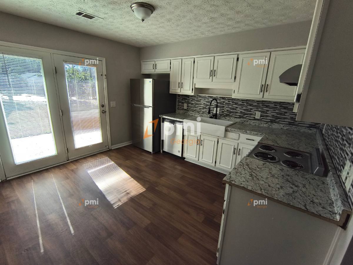 Apartment for rent at 102 Peachtree Court #A, Lagrange, GA 30241