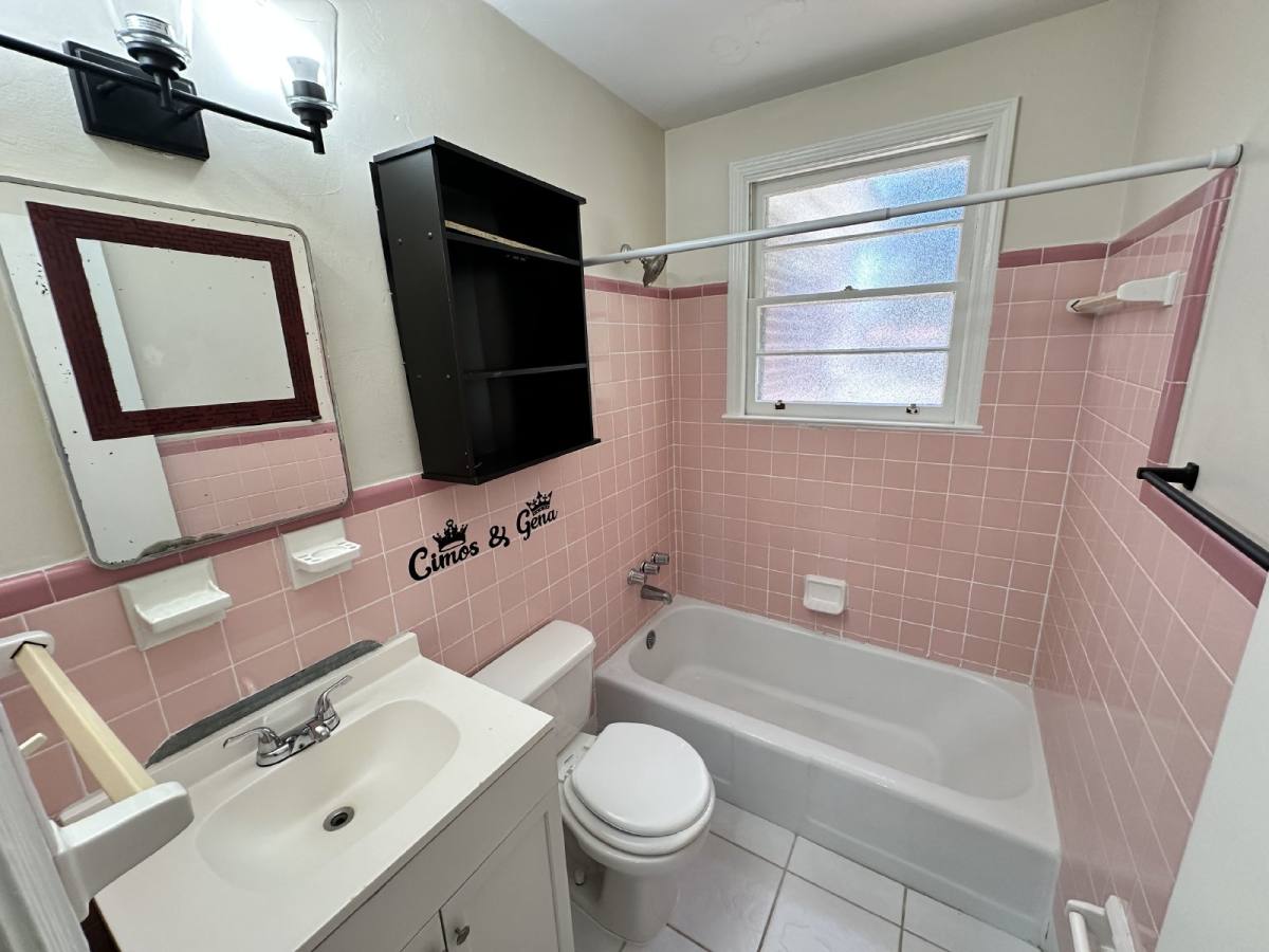 Townhouse for rent at 1719 Burnham St, West Columbia, SC 29169