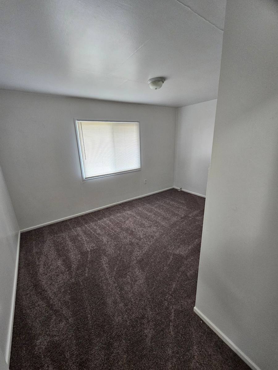 Apartment for rent at 215 Elm St, Bremerton, WA 98310