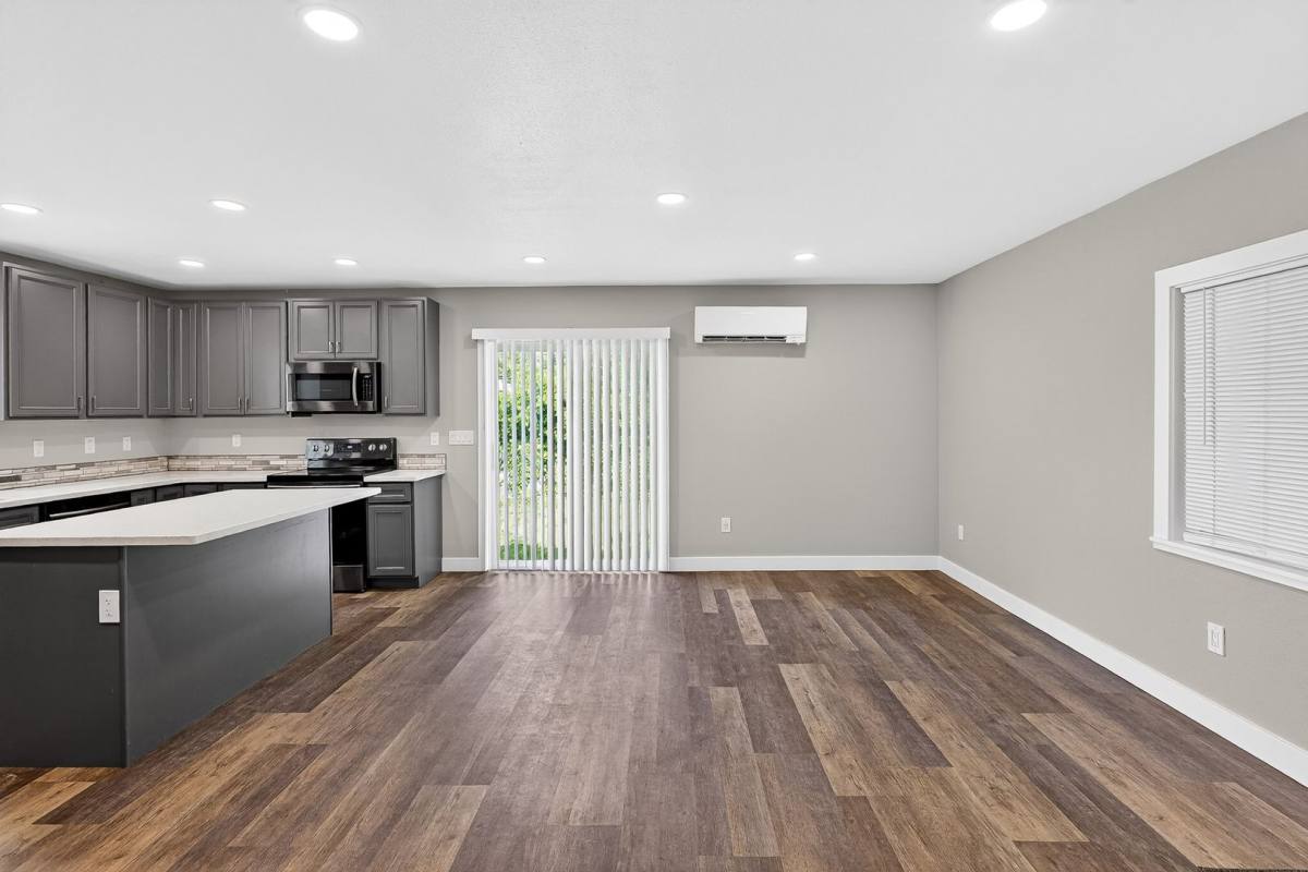 Apartment for rent at 13419 NE Sacramento St, Portland, OR 97230