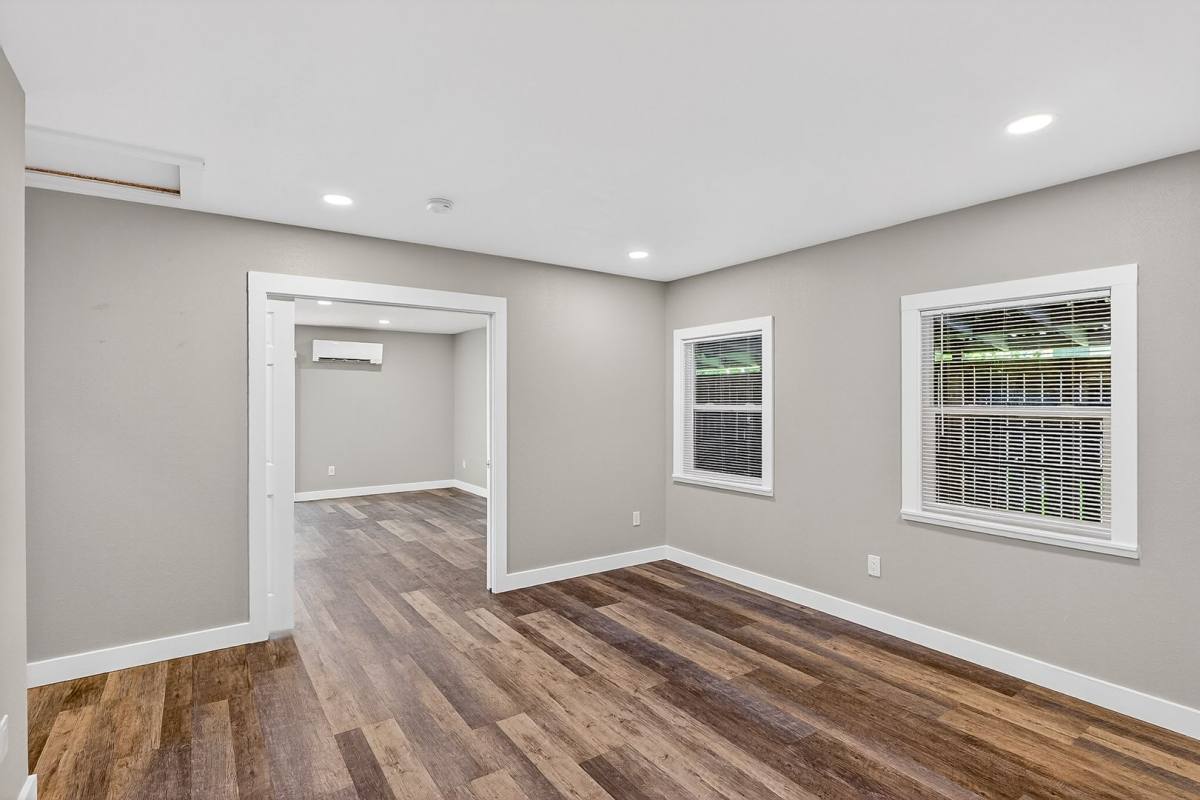 Apartment for rent at 13419 NE Sacramento St, Portland, OR 97230