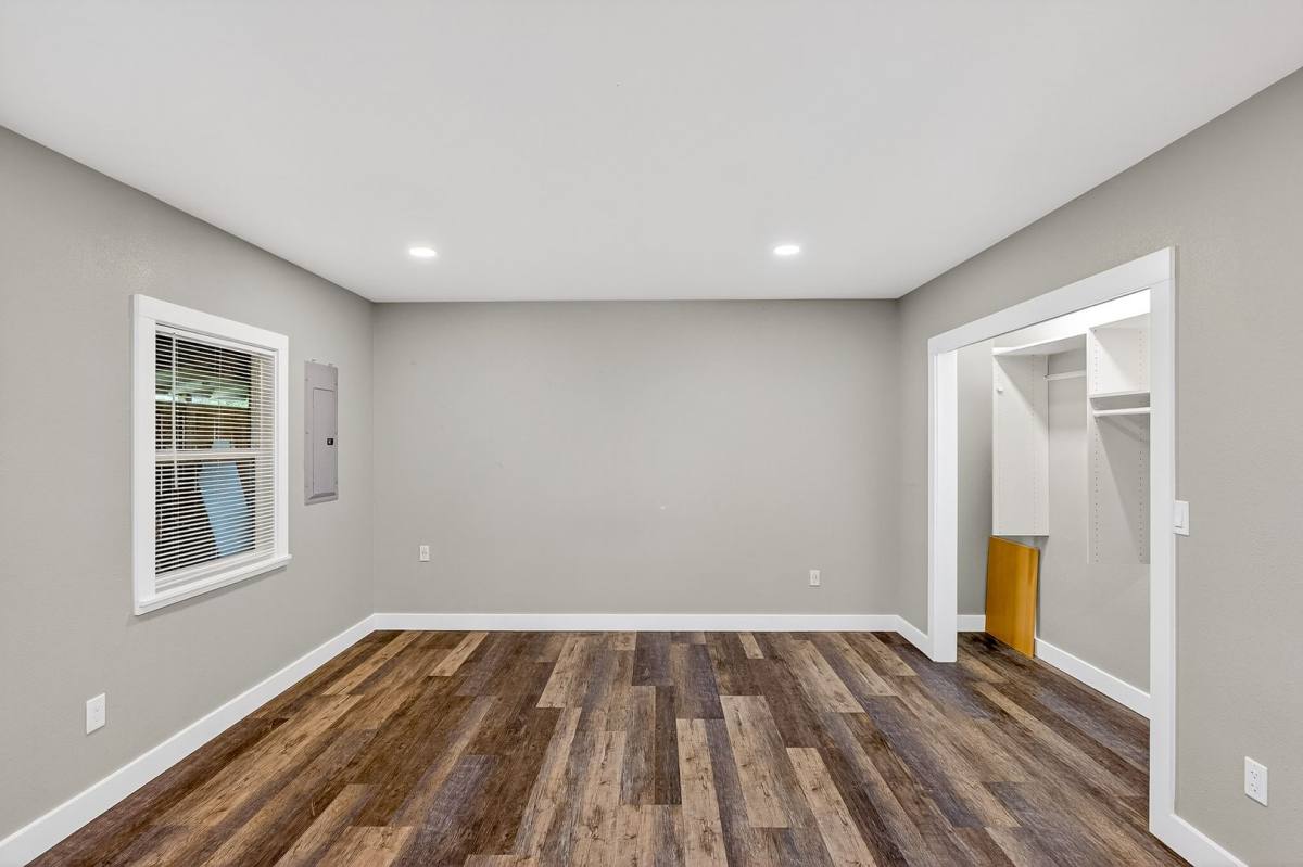 Apartment for rent at 13419 NE Sacramento St, Portland, OR 97230