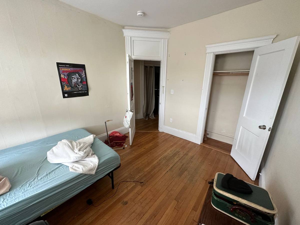 Apartment for rent at 1325 Commonwealth Ave #4E, Allston, MA 02134