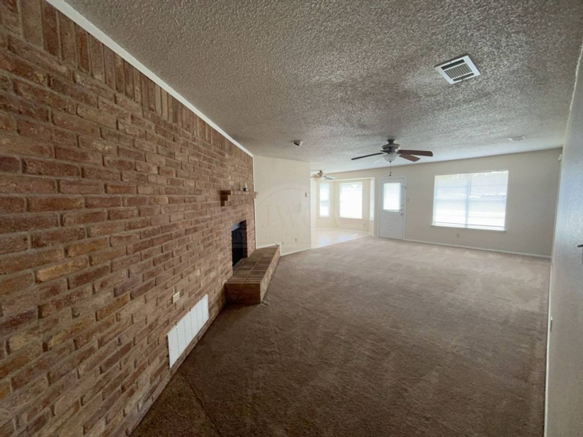 House for rent at 1510 Rose Ave, Killeen, TX 76543