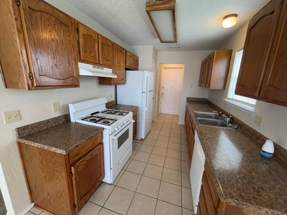 House for rent at 1510 Rose Ave, Killeen, TX 76543