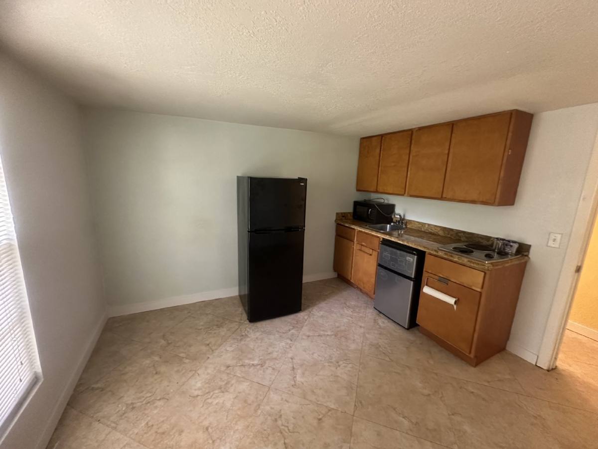 Apartment for rent at 721 W Socrum Loop Rd, Lakeland, FL 33809