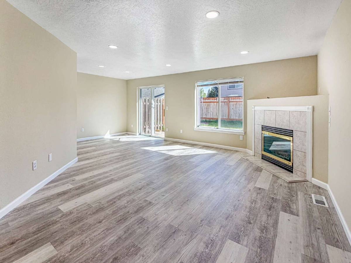 Apartment for rent at 15704 NE Milton Place #B, Portland, OR 97230