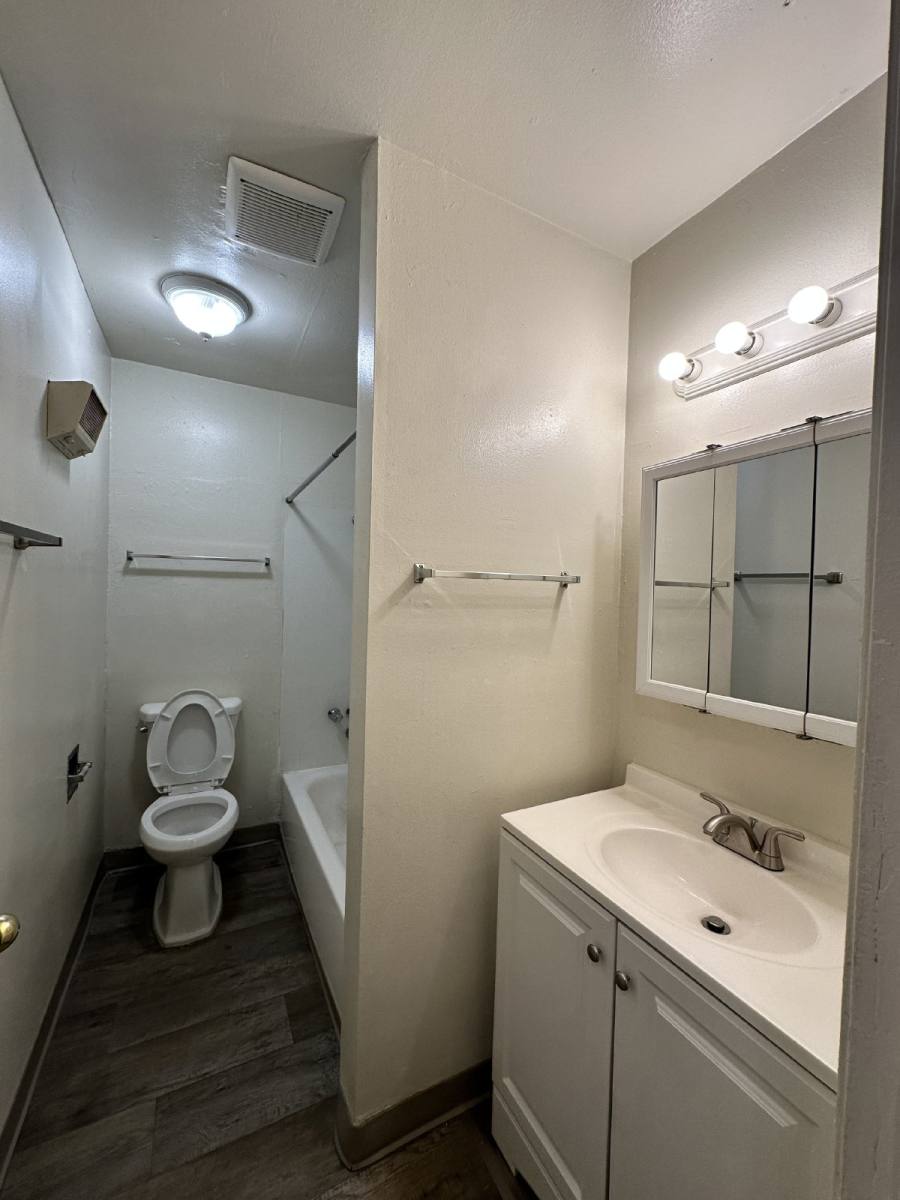 Apartment for rent at 13746 SE Powell Blvd #19, Portland, OR 97236