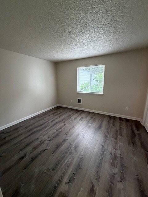 Apartment for rent at 17442 SE Powell Blvd, Portland, OR 97236