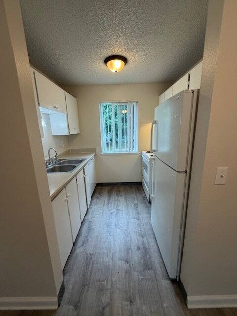 Apartment for rent at 17442 SE Powell Blvd, Portland, OR 97236