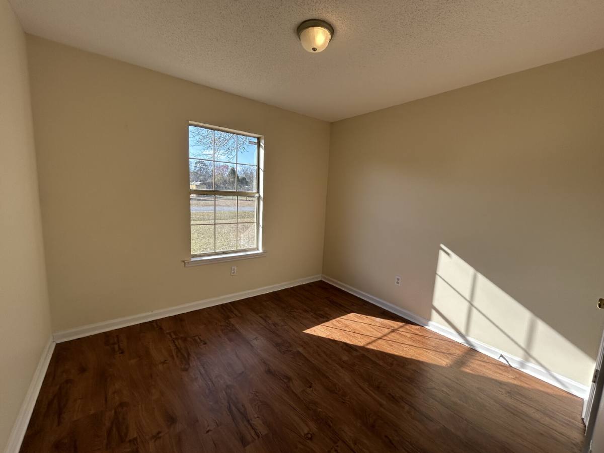 House for rent at 317 SE Jefferson Circle, Allenhurst, GA 31301