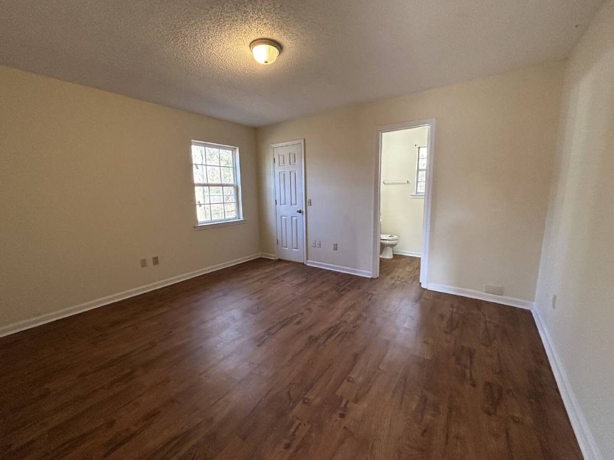 House for rent at 317 SE Jefferson Circle, Allenhurst, GA 31301