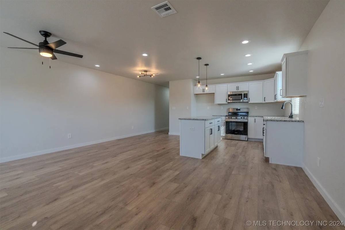 Townhouse for rent at 4119 W 57th St #B, Tulsa, OK 74107